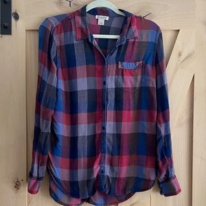 LUCKY BRAND buffalo plaid shirt tail button back shirt (M)